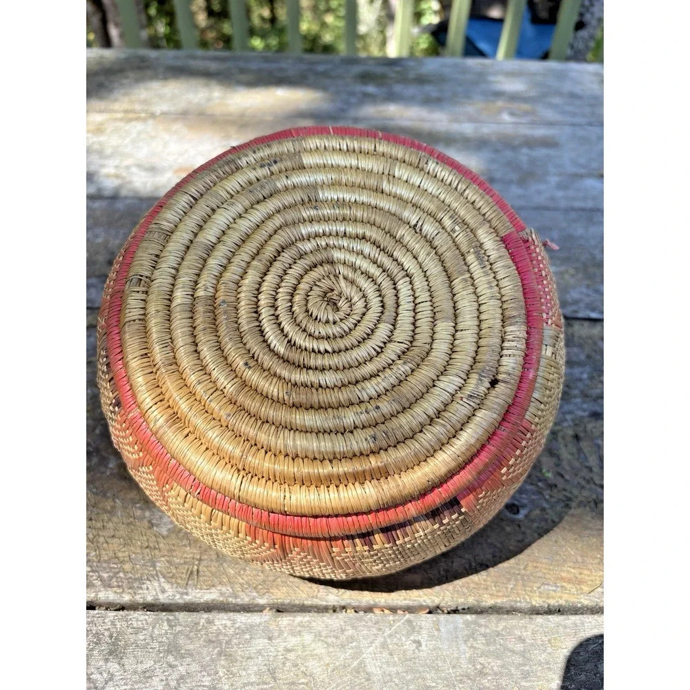 Beautiful Handmade Boho Style Vintage Handwoven Spiral Basket Colorful Old Pink
